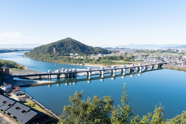 犬山城から見た各務原市の街並み